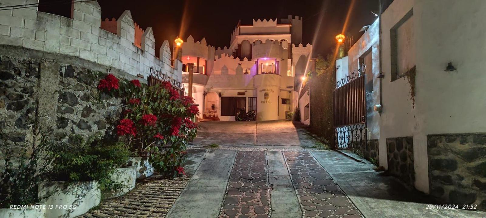 Castillo Del Rey Valle de Bravo Exterior photo
